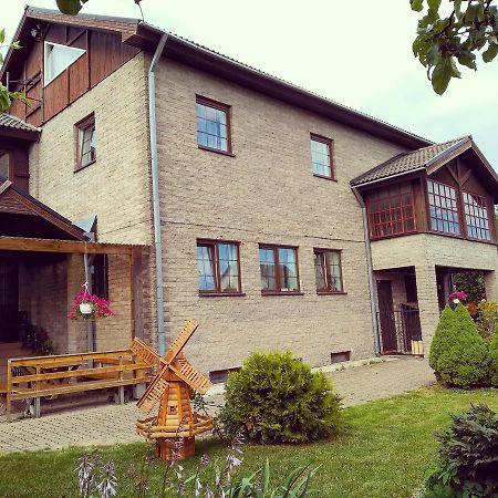 Urusel Guesthouse Reval Exterior foto